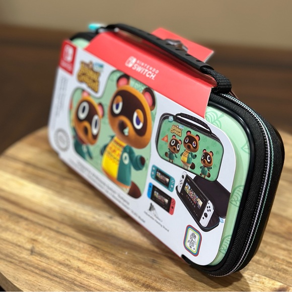 Nintendo Switch Deluxe Travel Game Traveler Case Animal Crossing - Picture 5 of 10